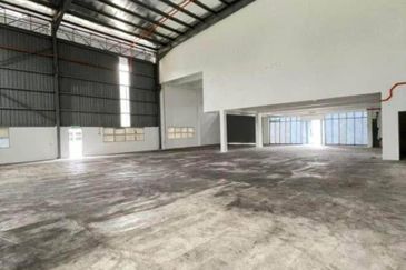 Apex Bizhub Desa Cemerlang