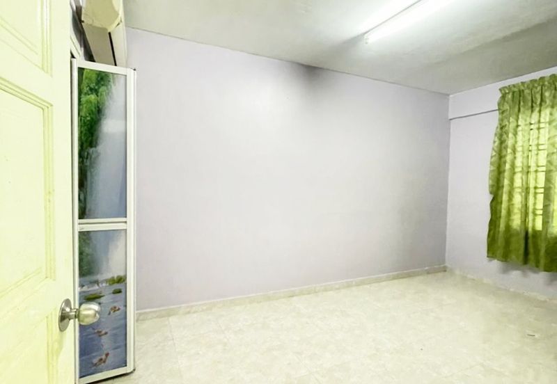 Sri Lanang Flat (Rumah Pangsa Sri Lanang)