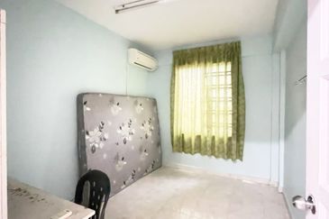 Sri Lanang Flat (Rumah Pangsa Sri Lanang)