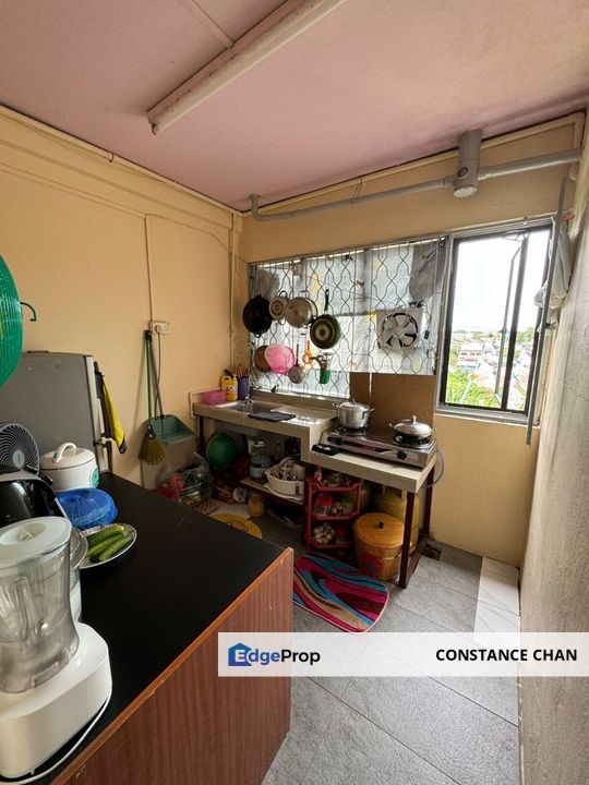 Bandar Selesa Jaya Flat Level 3, Good Condition, First Time Home Buyer, Full Loan @ Skudai, Johor, Skudai