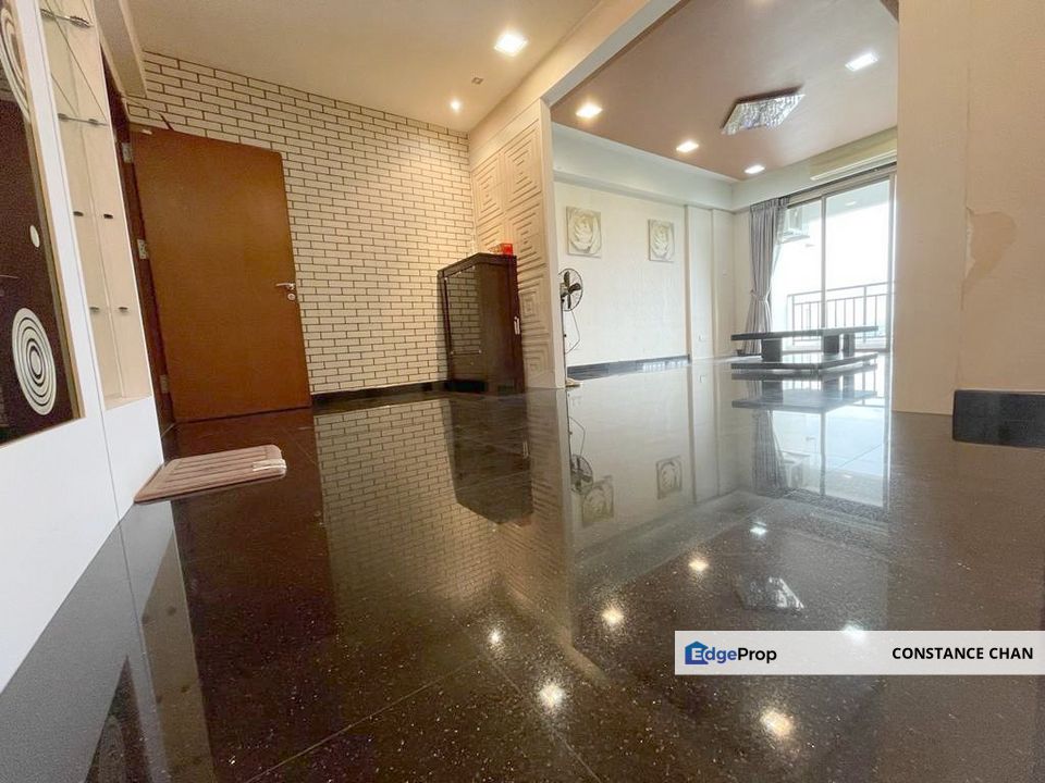 Molek Pine 1 @ Taman Molek Condominium, Strategic Location, Nicely Renovated, Johor, Johor Bahru