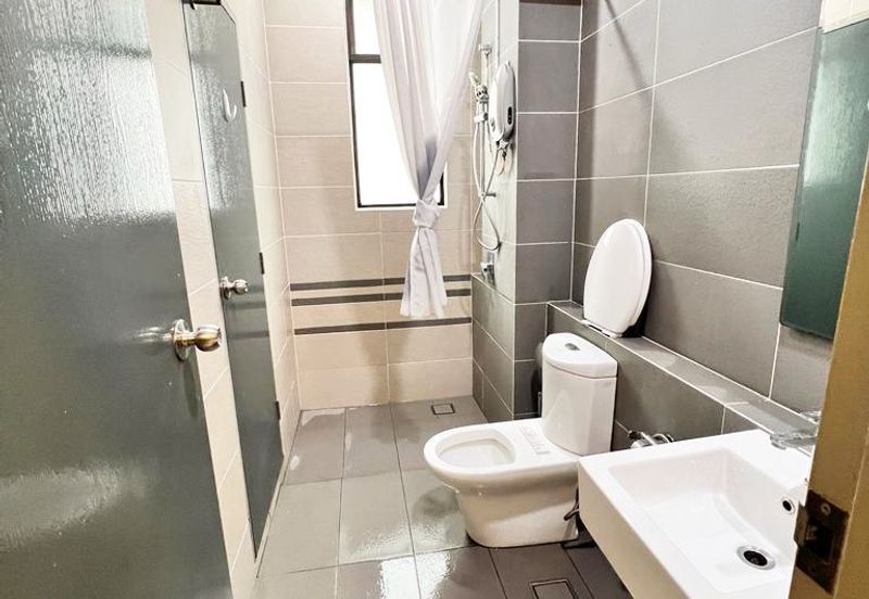 The Canal Garden South, Horizon Hills