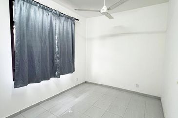 TAMAN PERNIAGAAN SETIA