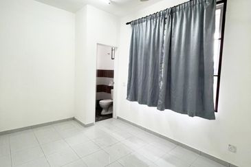 TAMAN PERNIAGAAN SETIA