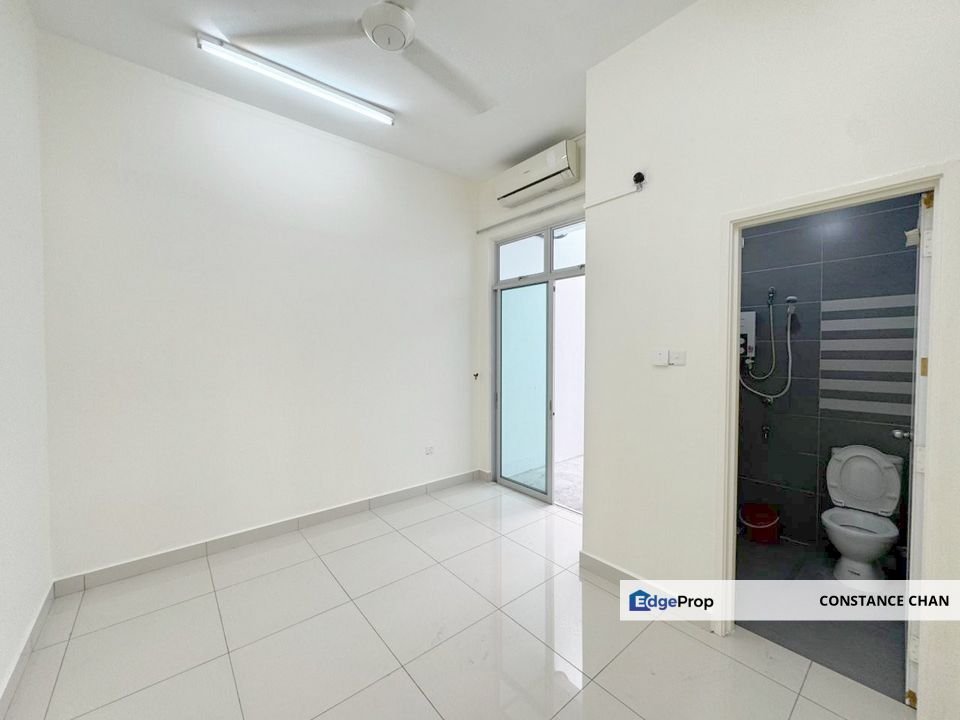 Taman Gaya Precinct 3A Double Storey Cluster House 34x80, Tebrau, Ulu Tiram, Johor, Ulu Tiram