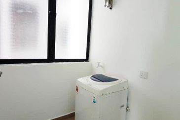 D'Summit Residences @ Kempas Utama