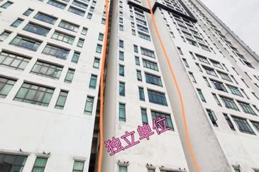 D'Summit Residences @ Kempas Utama