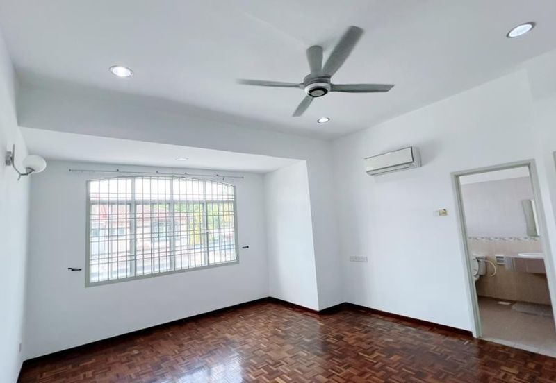 Bandar Baru Seri Alam