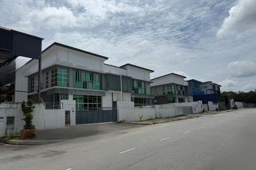 Kempas Utama Industrial Park