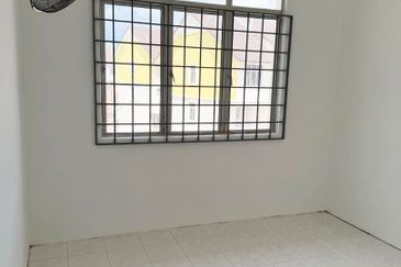 Summer Park Townhouse (Pangsapuri Alam Jaya), Bandar Baru Seri Alam