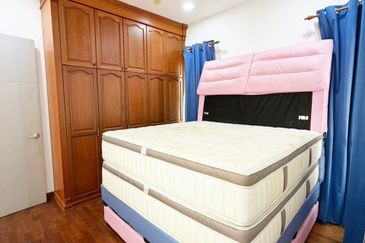 The Canal Garden South, Horizon Hills