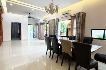 The Canal Garden South, Horizon Hills