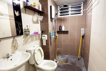 M'Tiara Apartment @ Larkin Idaman