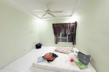 M'Tiara Apartment @ Larkin Idaman