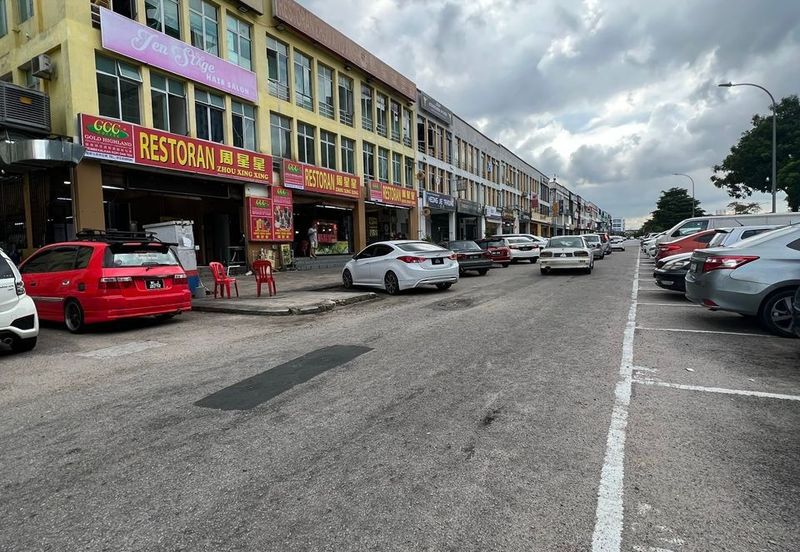 Taman Mount Austin Commercial