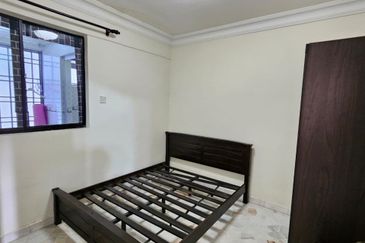 Flat Taman Ungku Tun Aminah