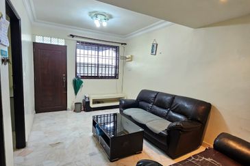 Flat Taman Ungku Tun Aminah