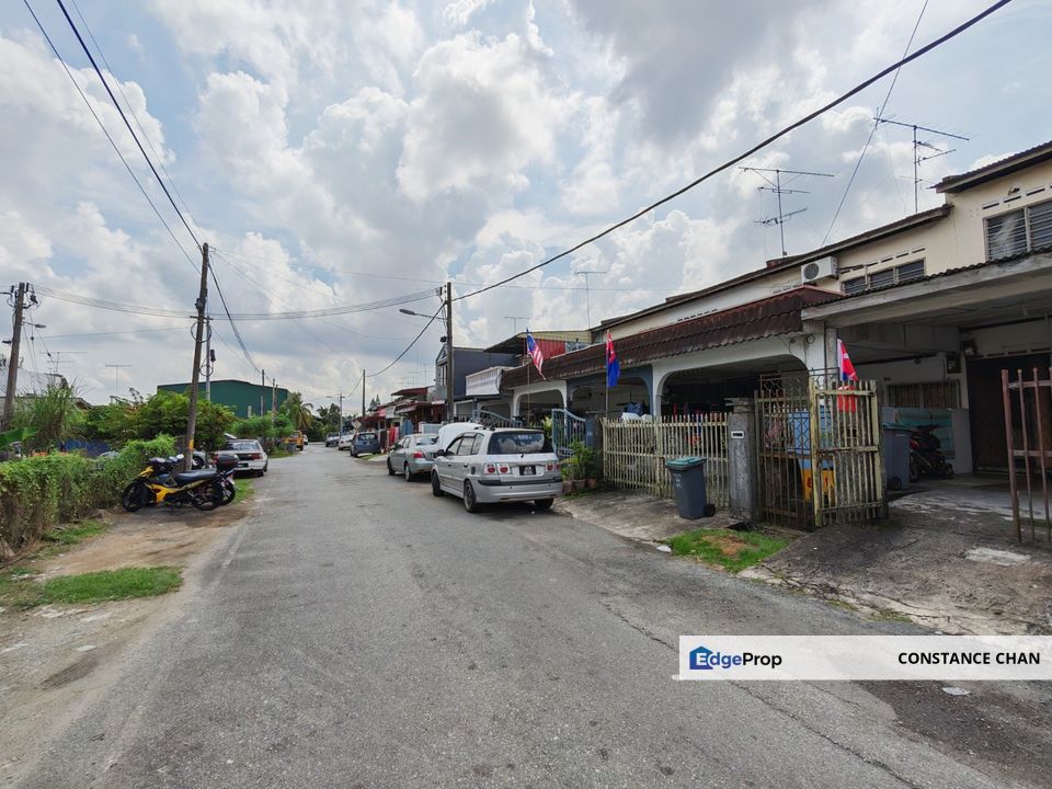 Taman Sri Kulai Baru 2 Double Storey Low Cost House @ Kulai, Jalan Serunai, Johor, Kulai