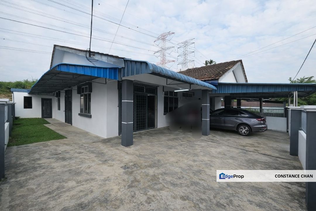 Megah Ria Single Storey Semi D House 35x70 (with extra land) @ Masai, Johor, Masai