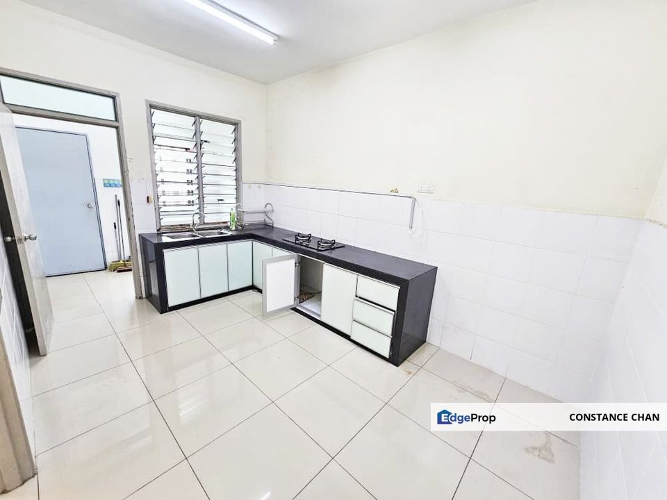 Bandar Tiram Double Storey Terrace House 20x70 Original Condition @ Ulu Tiram, Johor, Ulu Tiram