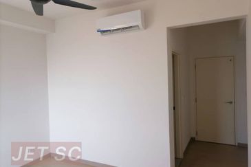 Adria Residence @ Gravit8