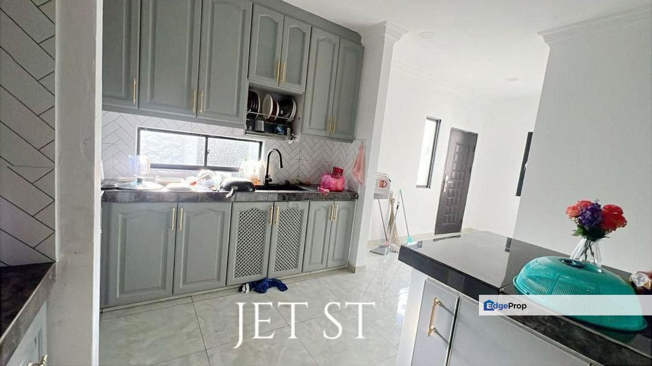 Bukit Raja Klang Renovated Double Storey Corner House for Sale @RM1 ...