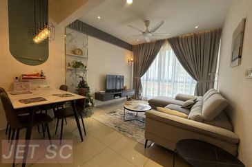 Gravit8 @ Klang South