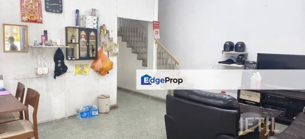 Taman Berkeley Klang 20x80 Double Storey House , Selangor, Klang