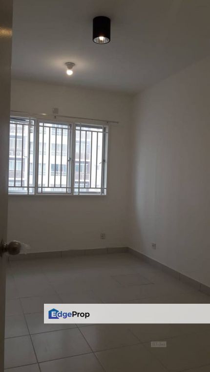 De Kiara Setia Alam Gated Guarded Basic Unit , Selangor, Shah Alam