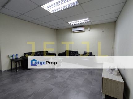 Taman Klang Jaya Desawan Facing Main Road Partial Furnished Shoplot , Selangor, Klang
