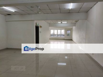 Klang Sentral Facing Main Road Triple Storey Shoplot , Selangor, Klang