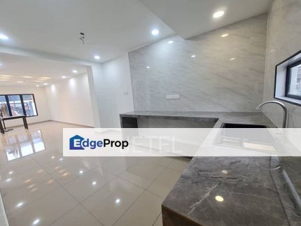 Kampung Jawa Klang 18x60 Double Storey House , Selangor, Klang