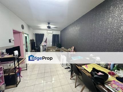 Bayu Villa Apartment Move In Condition Partial Furnished Unit , Selangor, Klang