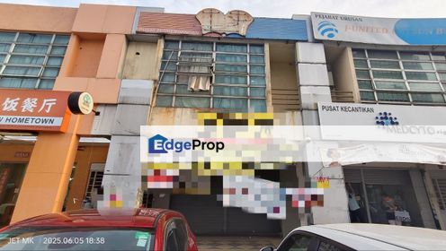 Bukit Tinggi 2 Double Storey Shoplot Ground Floor Unit , Selangor, Klang