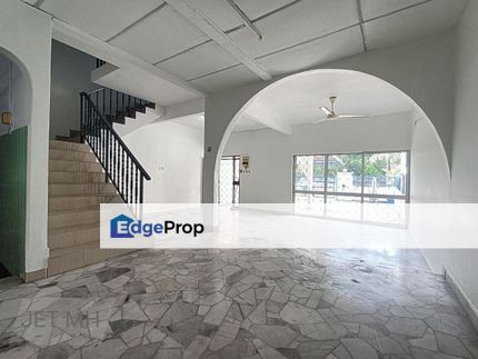Teluk Pulai Klang Facing North Partial Renovated Double Storey House , Selangor, Klang