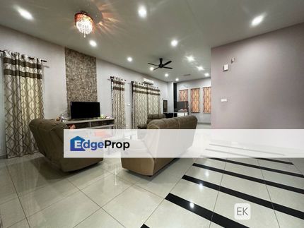 Kota Bayuemas Klang Renovated Partial Furnished Double Storey Semi D , Selangor, Klang