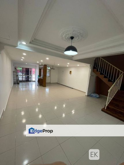 Taman Palm Grove Renovated 20x80 Double Storey House , Selangor, Klang