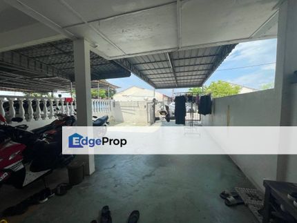 Taman Desawan Klang Renovated 20x70 Double Storey House , Selangor, Klang
