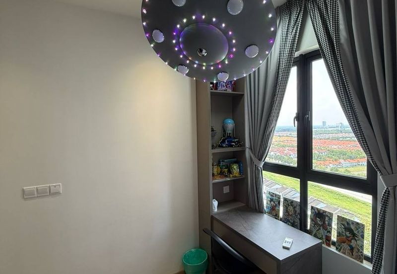 Gravit8 @ Klang South