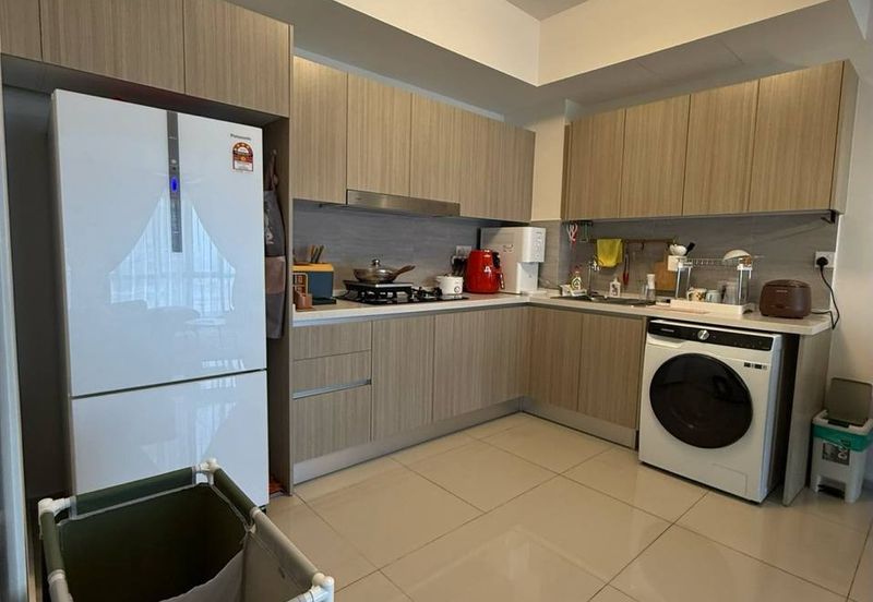 Gravit8 @ Klang South