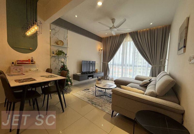 Gravit8 @ Klang South