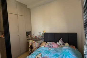 Gravit8 @ Klang South