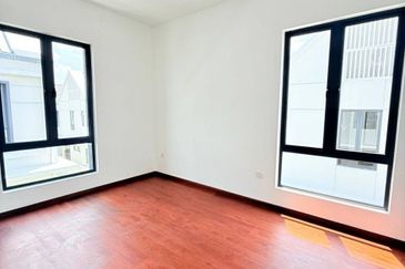 Elmina Green The Eighth @ City of Elmina