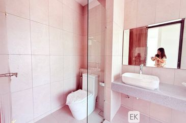 Elmina Green The Eighth @ City of Elmina