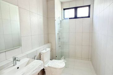 Elmina Green The Eighth @ City of Elmina