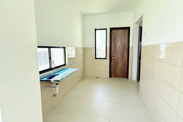 Elmina Green The Eighth @ City of Elmina