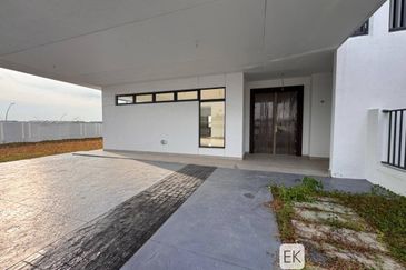 Elmina Green The Eighth @ City of Elmina