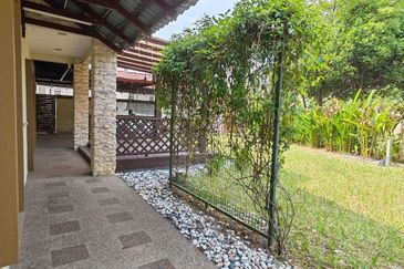 Jalan Setia Perdana BB U13/BD