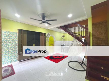 Klang Utama 24x56  Partial Furnished Double Storey House , Selangor, Klang