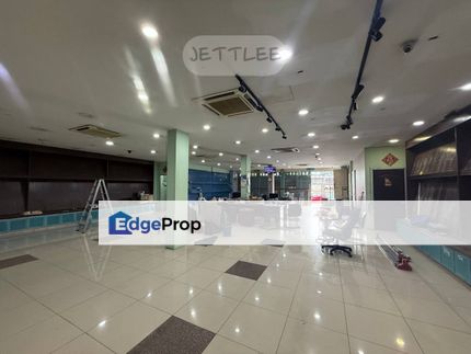 Balakong Triple Storey Facing Main Road Shoplot Office , Selangor, Balakong